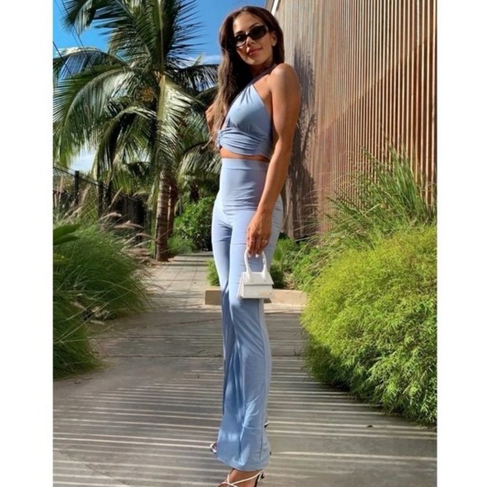 Blue Sleeveless Halter Neck Crop Top and High Waist Wide Leg Pants Two Piece Set - Picture 6 of 12